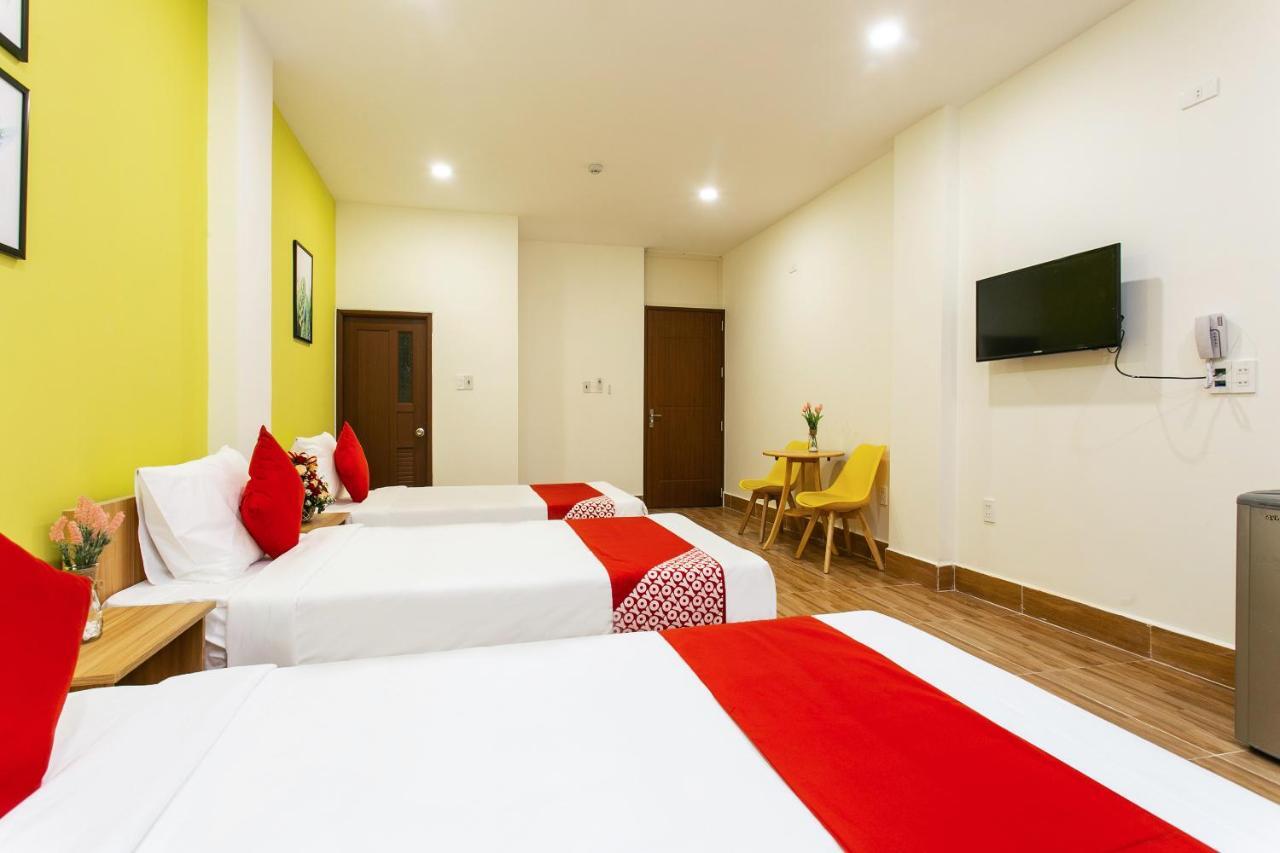 โอโย 658 ยูโร โกลด์เฮาส์ แอนด์ คอฟฟี Hotel ดานัง ภายนอก รูปภาพ