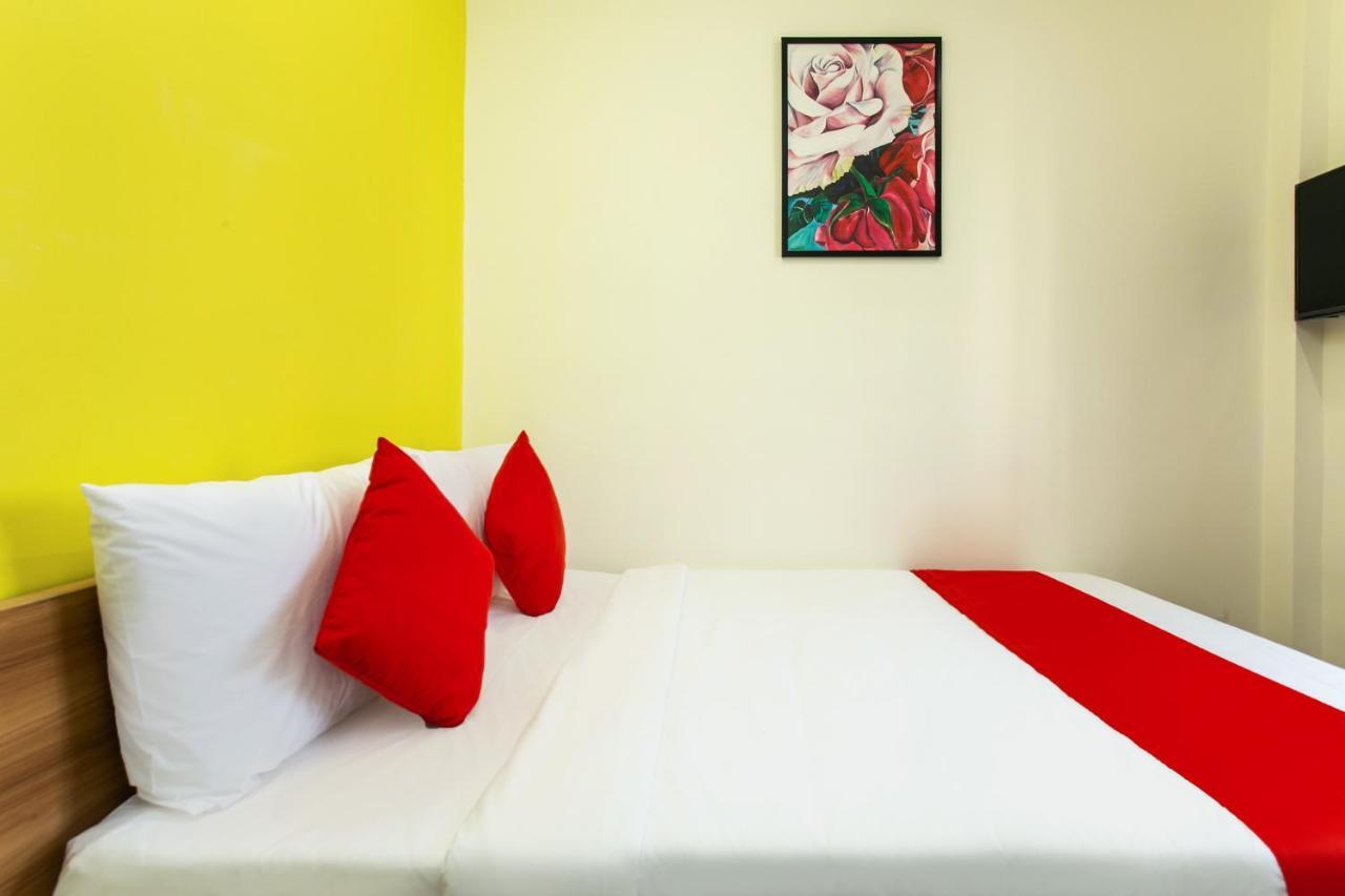 โอโย 658 ยูโร โกลด์เฮาส์ แอนด์ คอฟฟี Hotel ดานัง ภายนอก รูปภาพ
