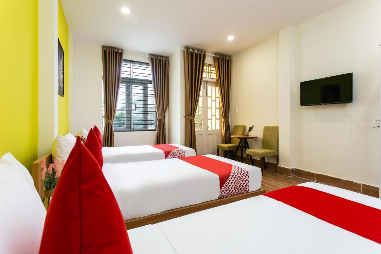 โอโย 658 ยูโร โกลด์เฮาส์ แอนด์ คอฟฟี Hotel ดานัง ภายนอก รูปภาพ