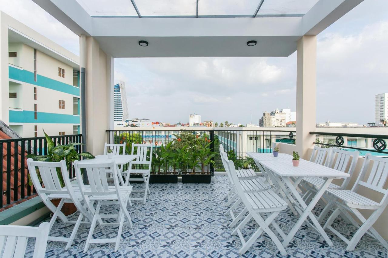 โอโย 658 ยูโร โกลด์เฮาส์ แอนด์ คอฟฟี Hotel ดานัง ภายนอก รูปภาพ